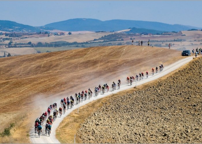Etixx en Flamme Rouge partnerschap